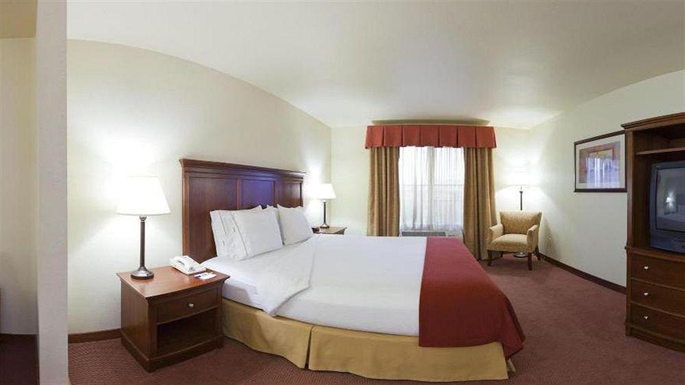 Holiday Inn Express Turlock By Ihg Extérieur photo