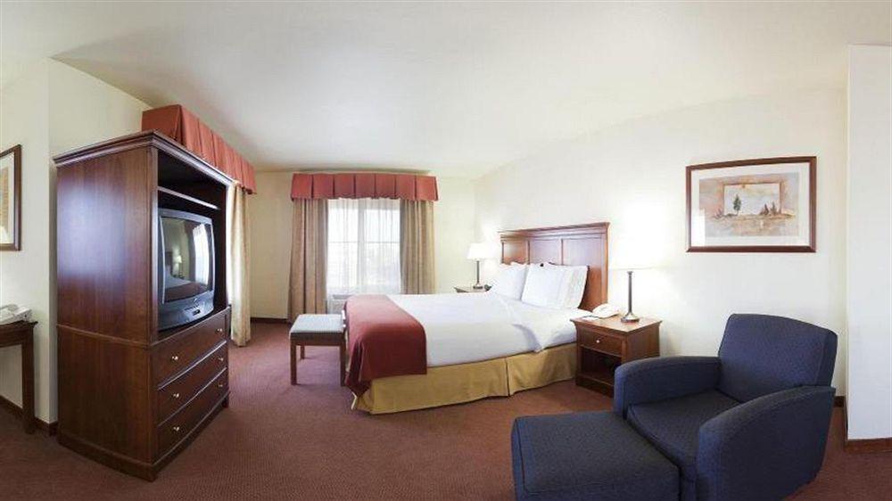 Holiday Inn Express Turlock By Ihg Extérieur photo