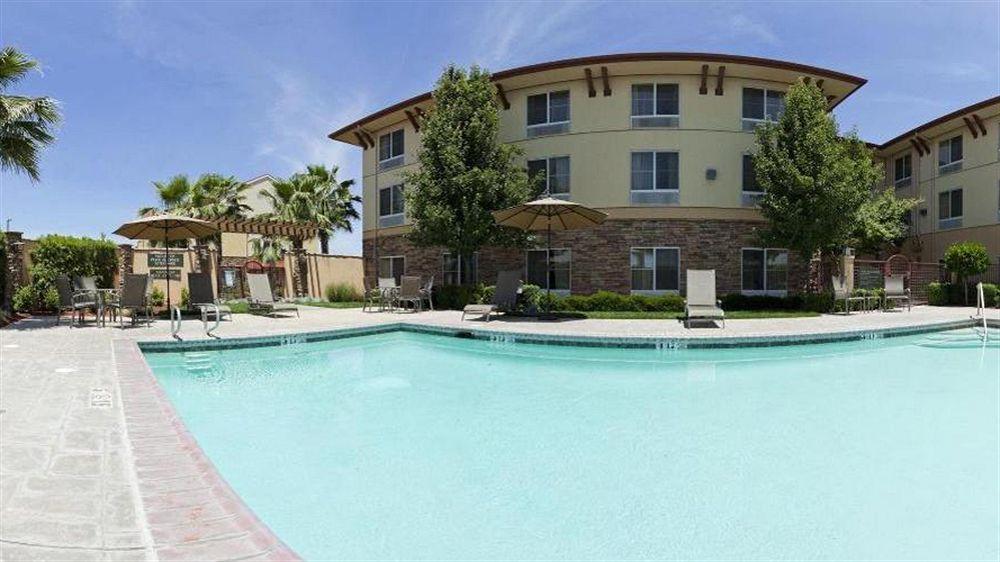 Holiday Inn Express Turlock By Ihg Extérieur photo